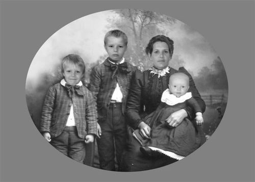 Merdith_smith_family_finished_cop_2